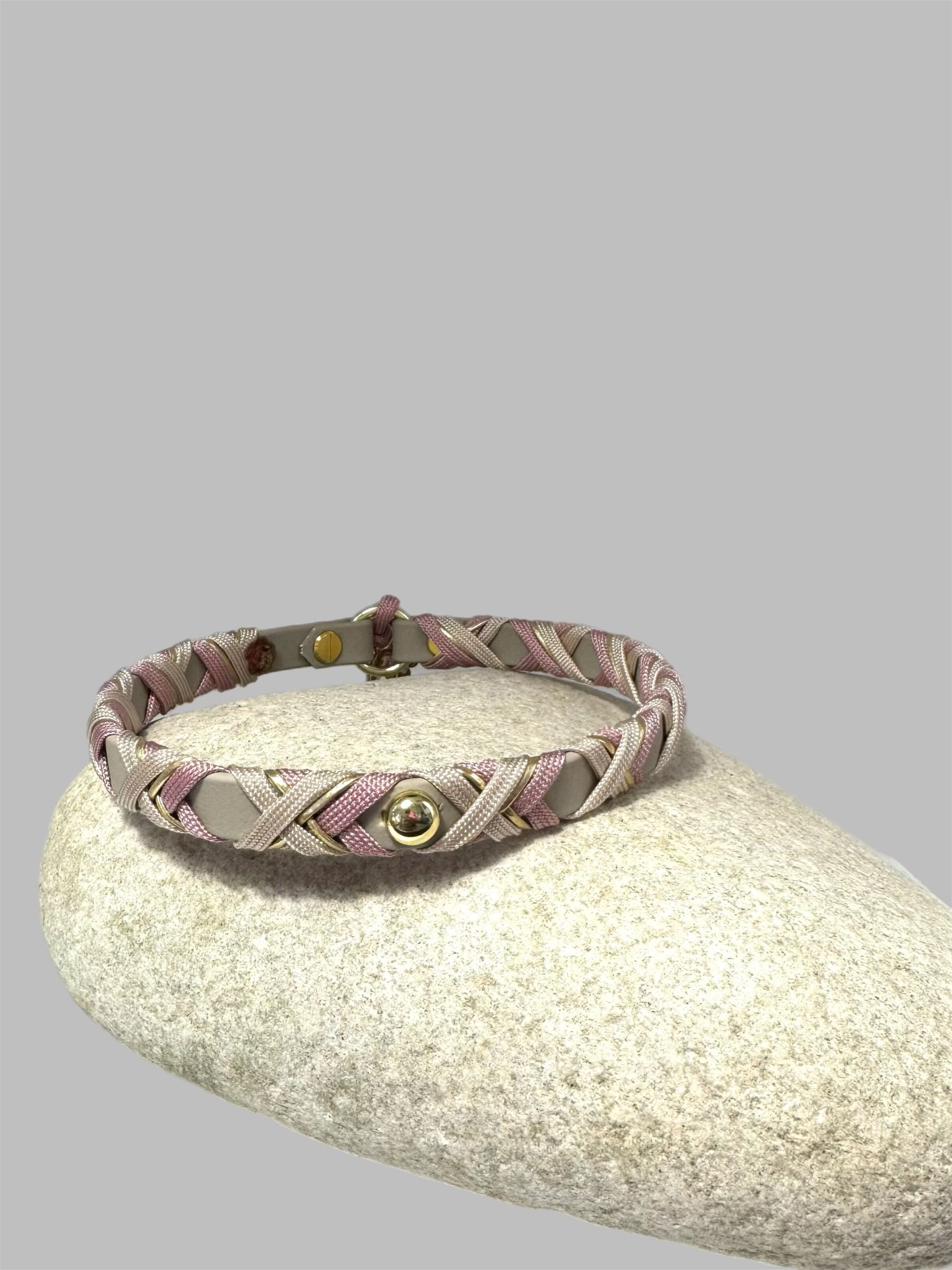 Schmuckhalsband / Markenbändchen Rosa / Goldschnur / Creme – Bild 2